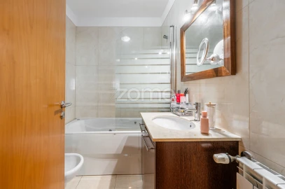 Apartamento T2 para Venda em São Felix da Marinha