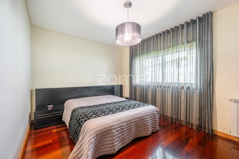 Apartamento T2 para Venda em São Felix da Marinha Foto 9