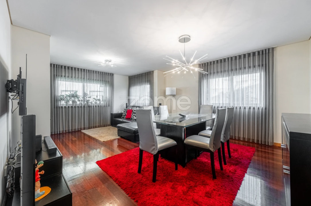 Apartamento T2 para Venda em São Felix da Marinha Foto 4