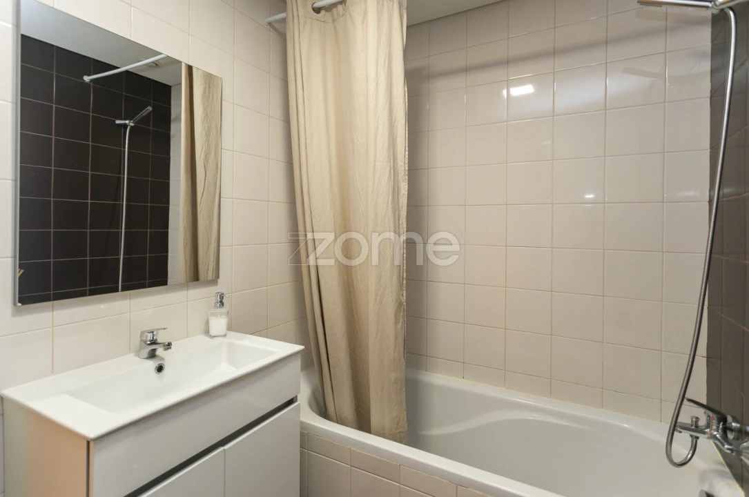 Apartamento T2 para Venda em Valongo Foto 23