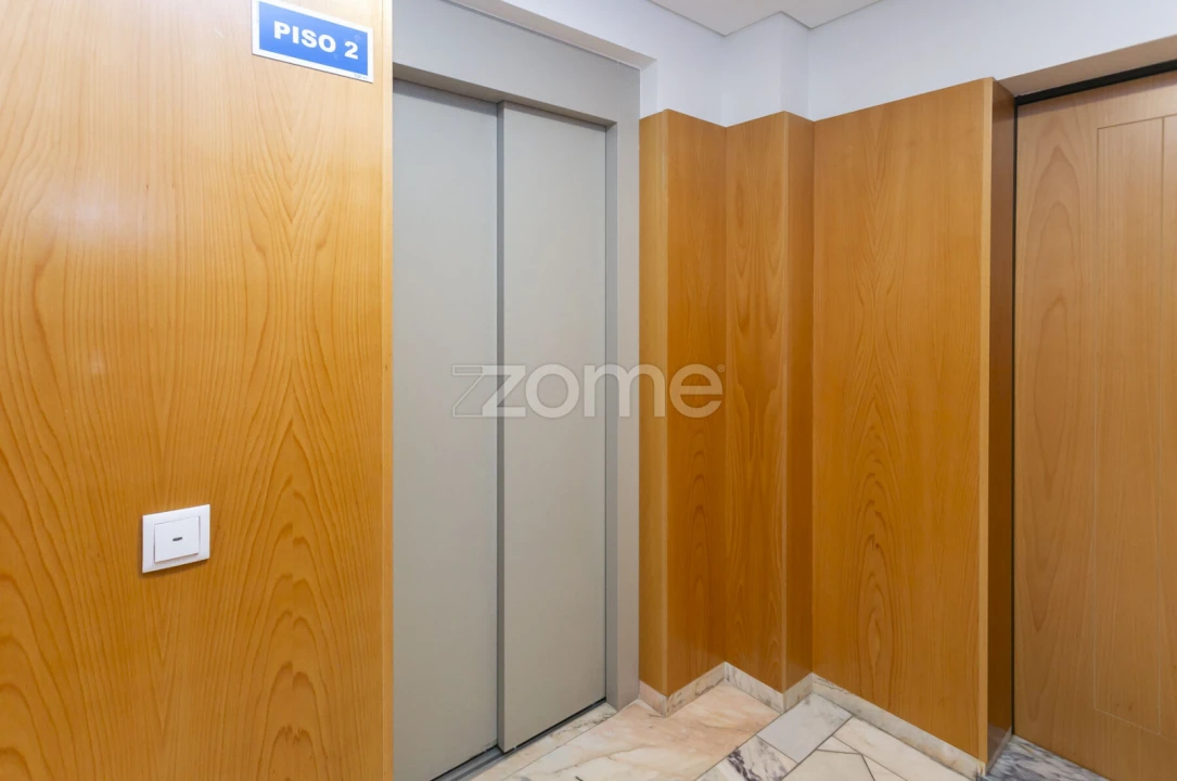 Apartamento T2 para Venda em Valongo Foto 31