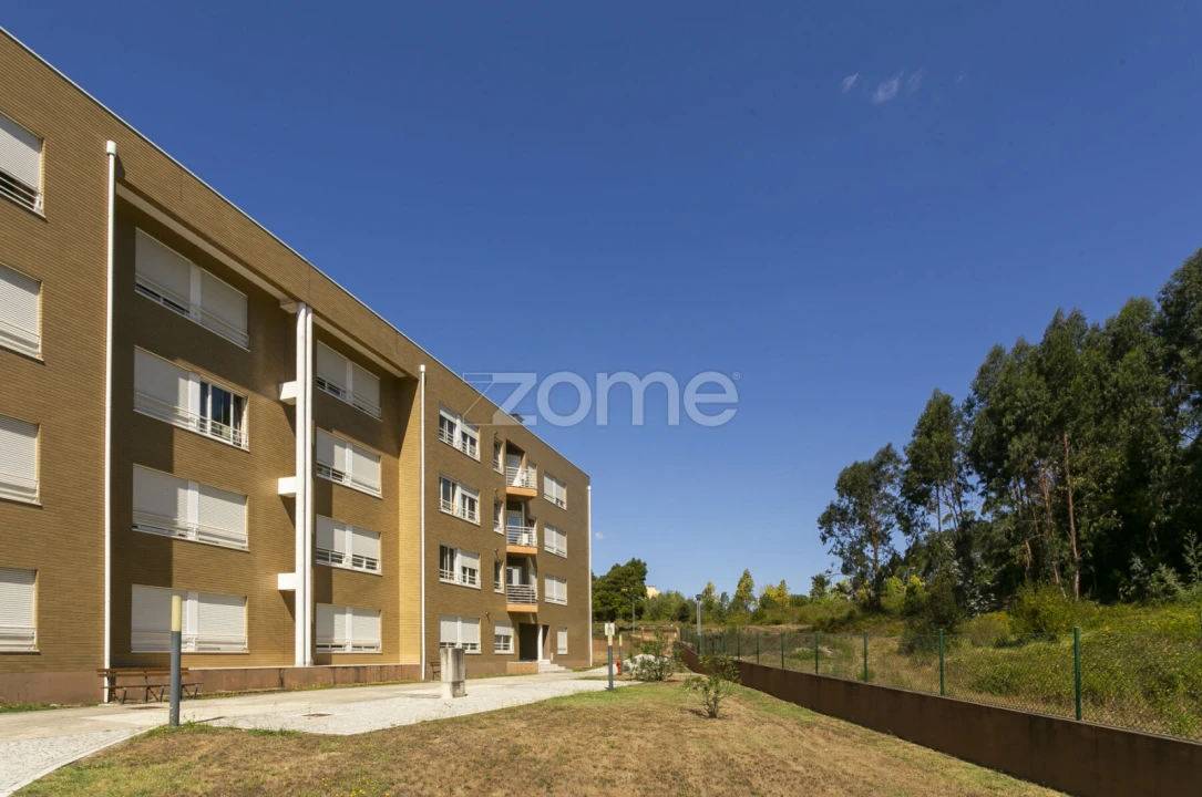Apartamento T2 para Venda em Valongo Foto 3