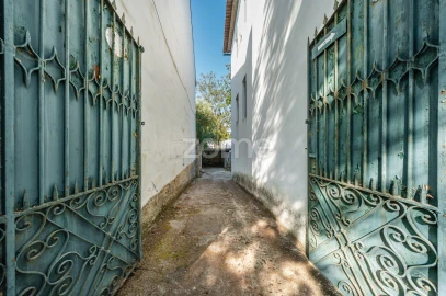 Moradia T5 para Venda em Oliveira, São Paio e São Sebastião