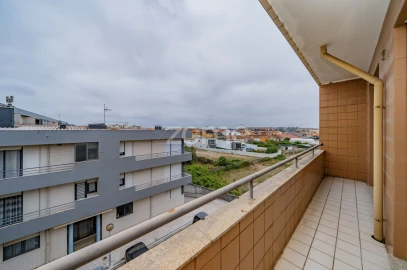 Apartamento T2 para Venda em Póvoa de Varzim, Beiriz e Argivai