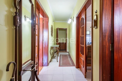 Moradia T4 para Venda em Alijo