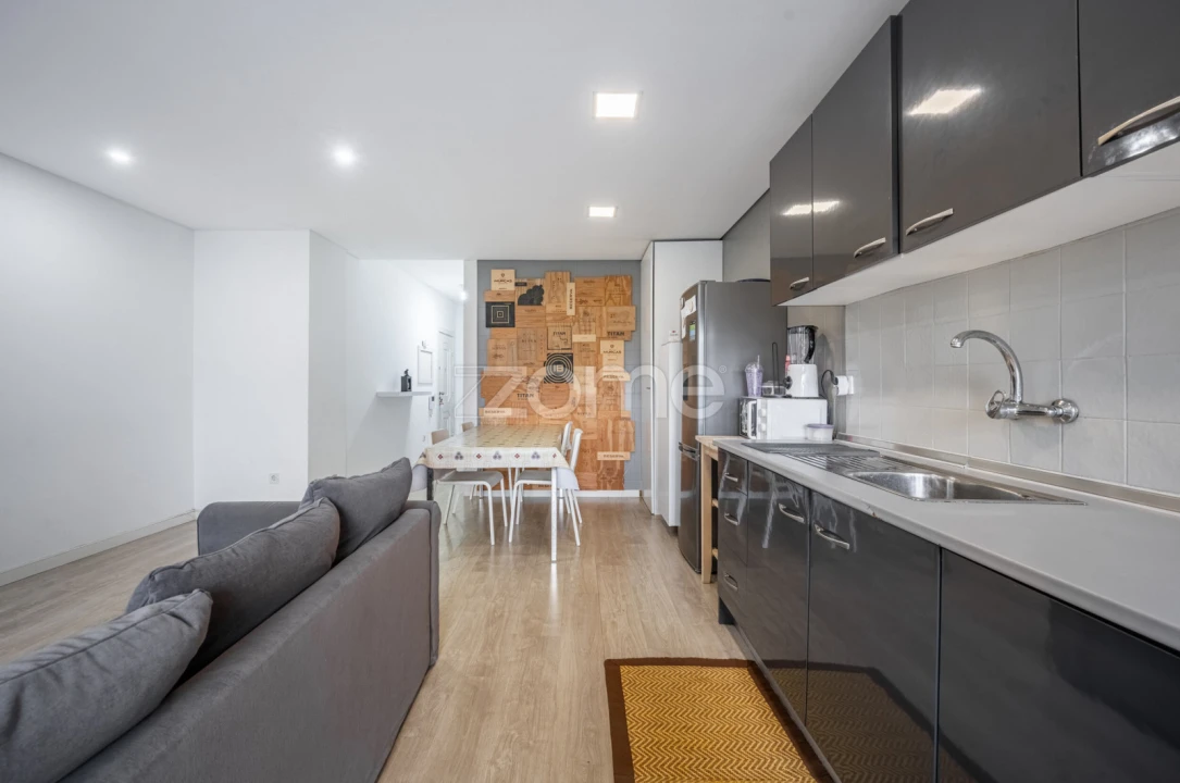 Apartamento T2 para Venda em Bougado (São Martinho e Santiago) Foto 1