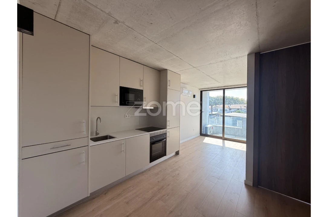 Apartamento T1 para Venda em São Mamede de Infesta e Senhora da Hora Foto 11