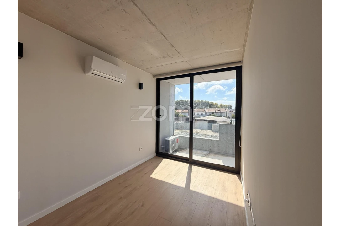 Apartamento T1 para Venda em São Mamede de Infesta e Senhora da Hora Foto 8