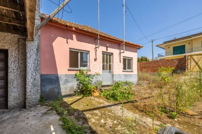 Moradia T2 para Venda em Marrazes e Barosa