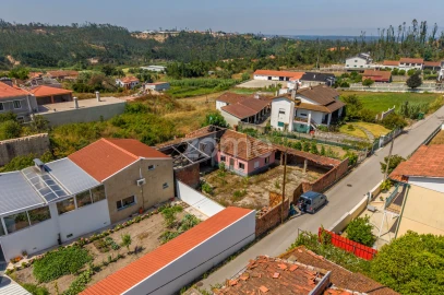Moradia T2 para Venda em Marrazes e Barosa
