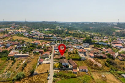 Moradia T2 para Venda em Marrazes e Barosa