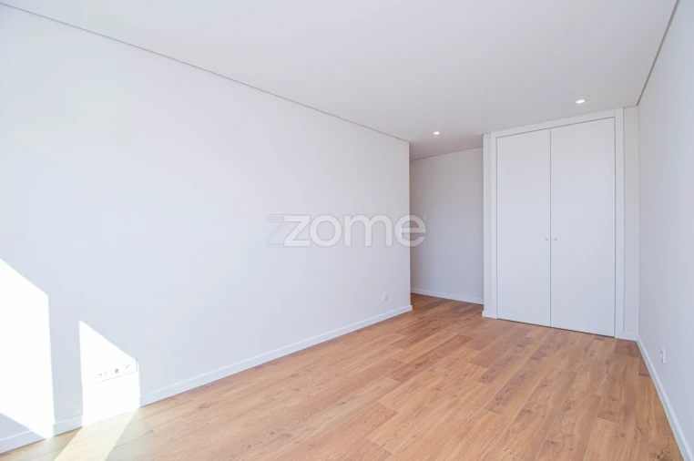 Apartamento T2 para Venda em Vialonga Foto 6