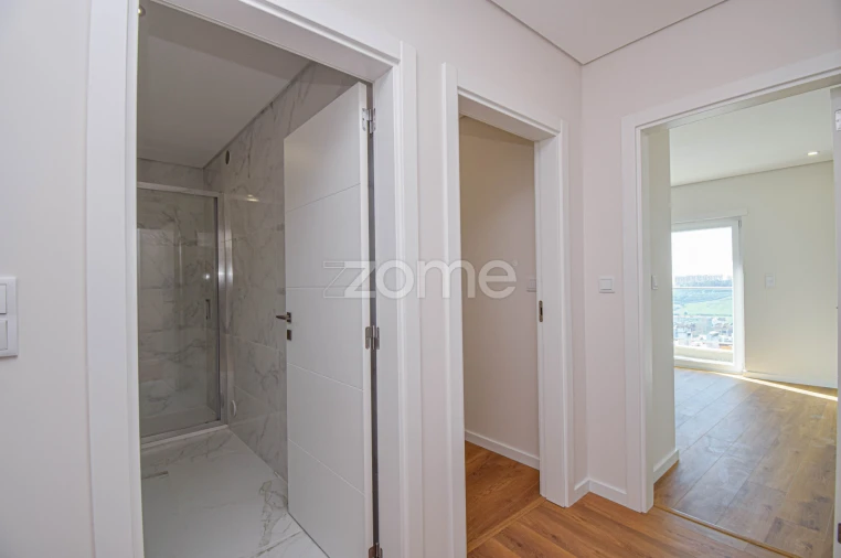 Apartamento T2 para Venda em Vialonga Foto 11