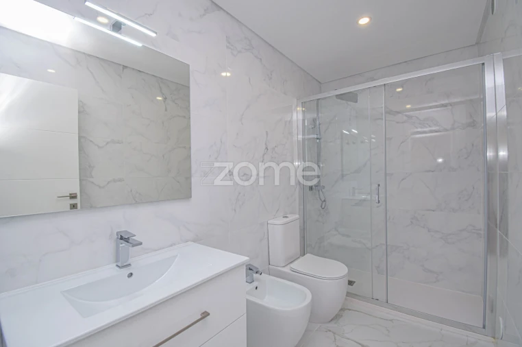 Apartamento T2 para Venda em Vialonga Foto 9