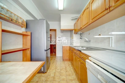 Apartamento T1 para Venda em Alcabideche