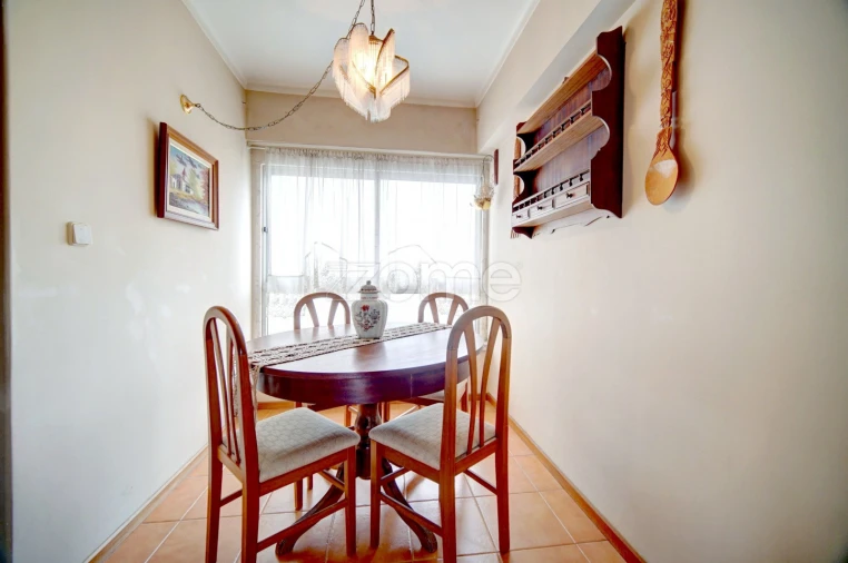 Apartamento T1 para Venda em Alcabideche Foto 6