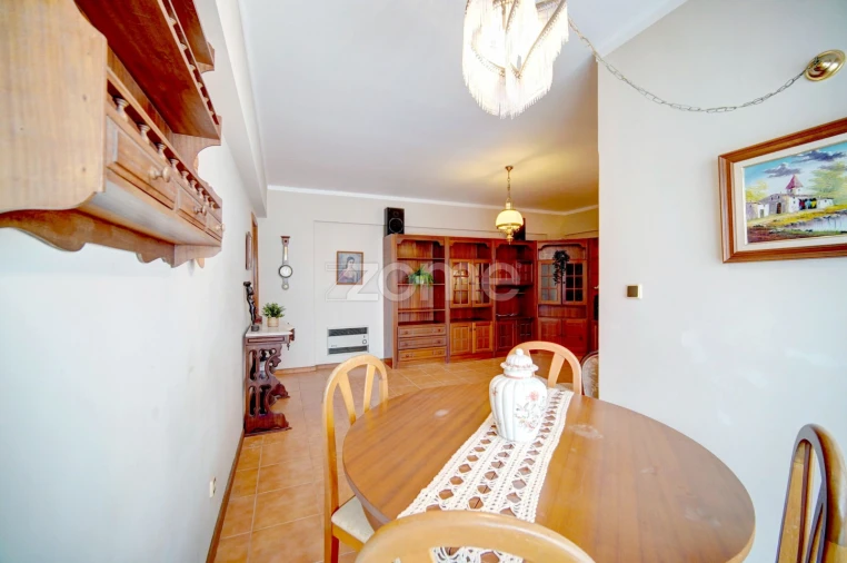 Apartamento T1 para Venda em Alcabideche Foto 7