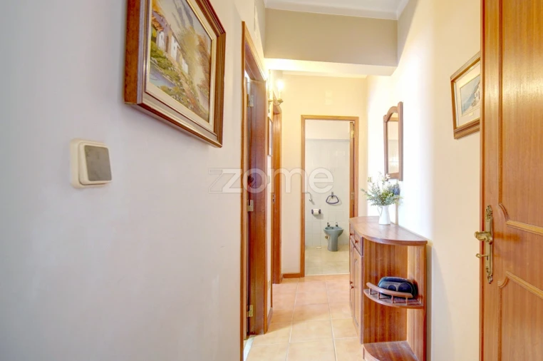 Apartamento T1 para Venda em Alcabideche Foto 9
