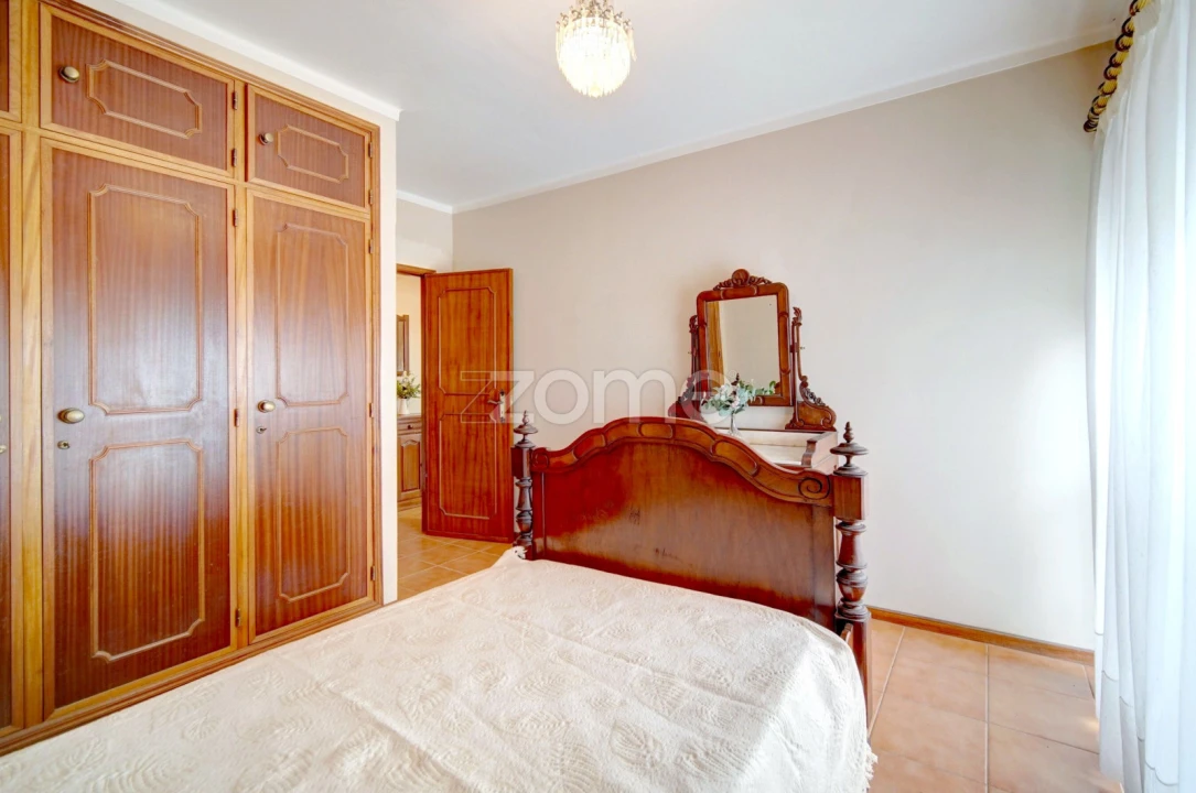 Apartamento T1 para Venda em Alcabideche Foto 13
