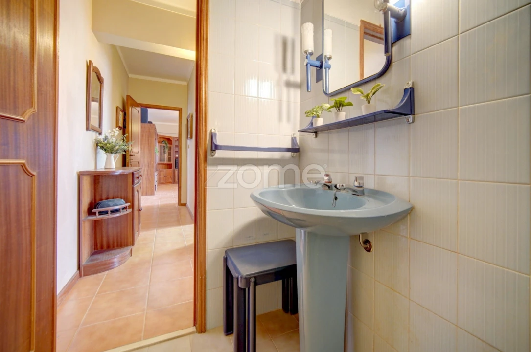 Apartamento T1 para Venda em Alcabideche Foto 15