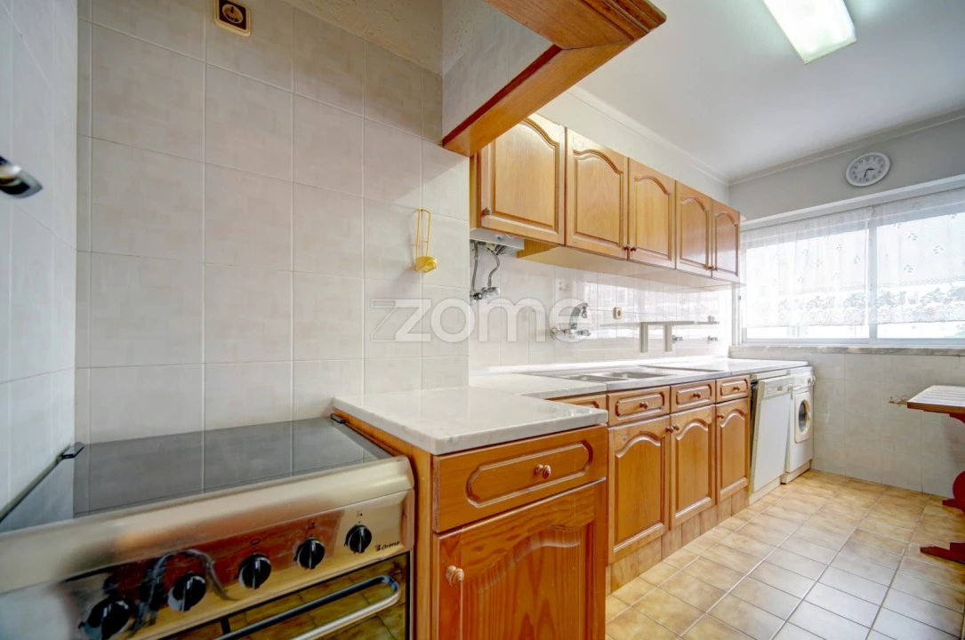 Apartamento T1 para Venda em Alcabideche Foto 17