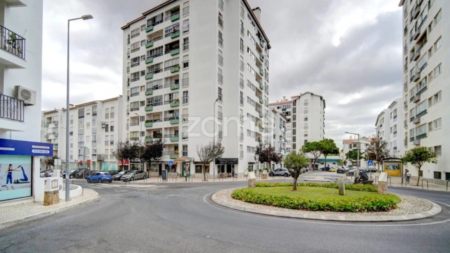 Apartamento T1 para Venda em Alcabideche
