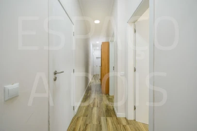 Apartamento T3 para Venda em Venteira