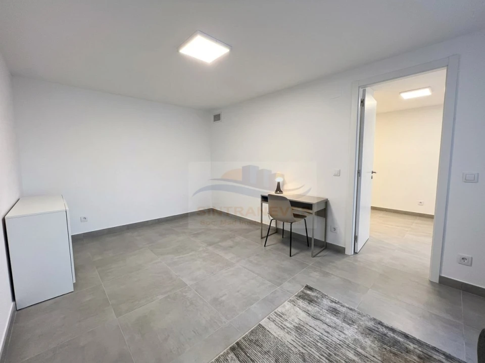Apartamento T2 para Venda em Odivelas Foto 5