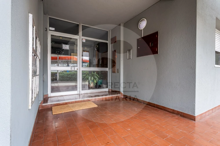 Apartamento T1 para Venda em Setubal (São Sebastião) Foto 23