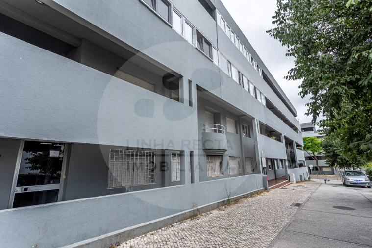 Apartamento T1 para Venda em Setubal (São Sebastião) Foto 24