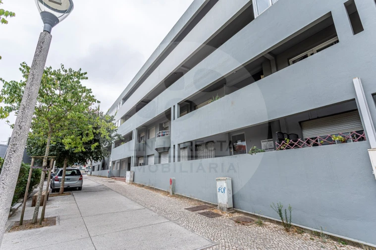 Apartamento T1 para Venda em Setubal (São Sebastião) Foto 25