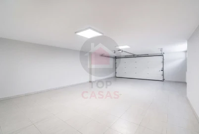 Moradia T4 para Venda em Nadadouro