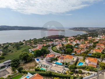 Moradia T4 para Venda em Nadadouro