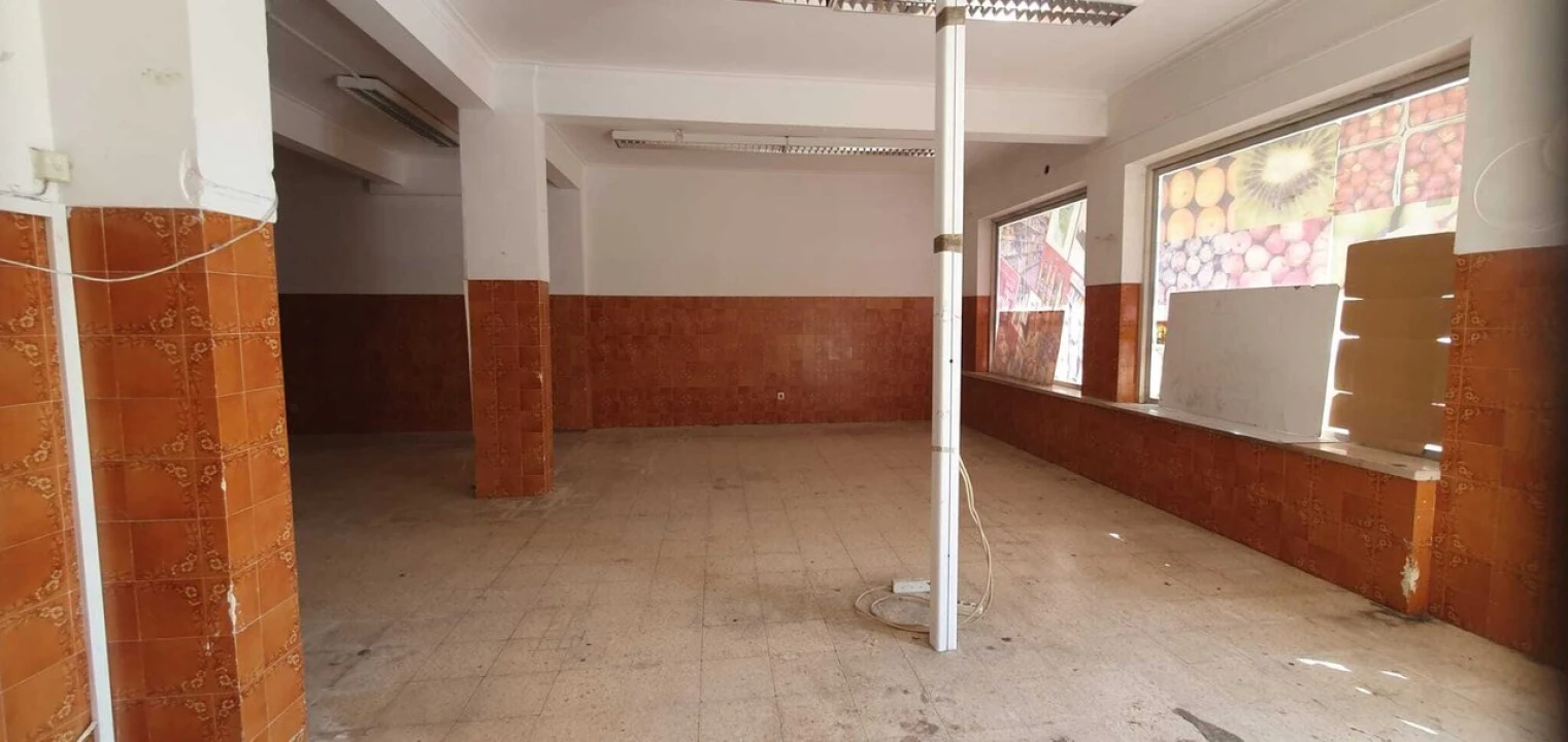 Loja para Venda em Ramada e Caneças Foto 9