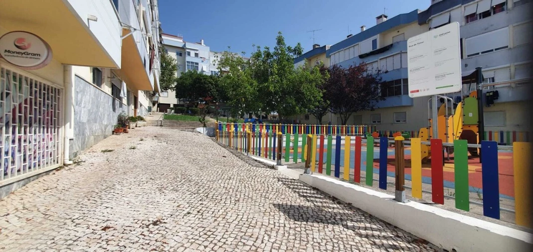 Loja para Venda em Ramada e Caneças Foto 15