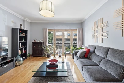 Apartamento T1 para Venda em Sacavém e Prior Velho