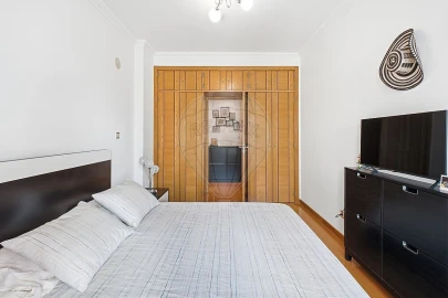 Apartamento T1 para Venda em Sacavém e Prior Velho