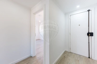 Apartamento T2 para Venda em Venteira