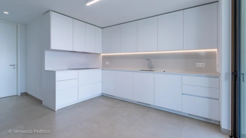 Apartamento T3 para Venda em Santa Iria de Azoia, São João da Talha e Bobadela