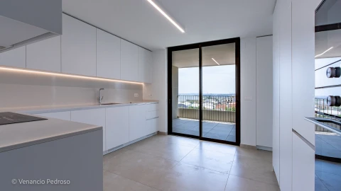 Apartamento T3 para Venda em Santa Iria de Azoia, São João da Talha e Bobadela