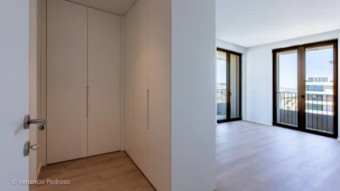 Apartamento T3 para Venda em Santa Iria de Azoia, São João da Talha e Bobadela