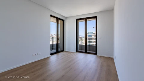 Apartamento T3 para Venda em Santa Iria de Azoia, São João da Talha e Bobadela