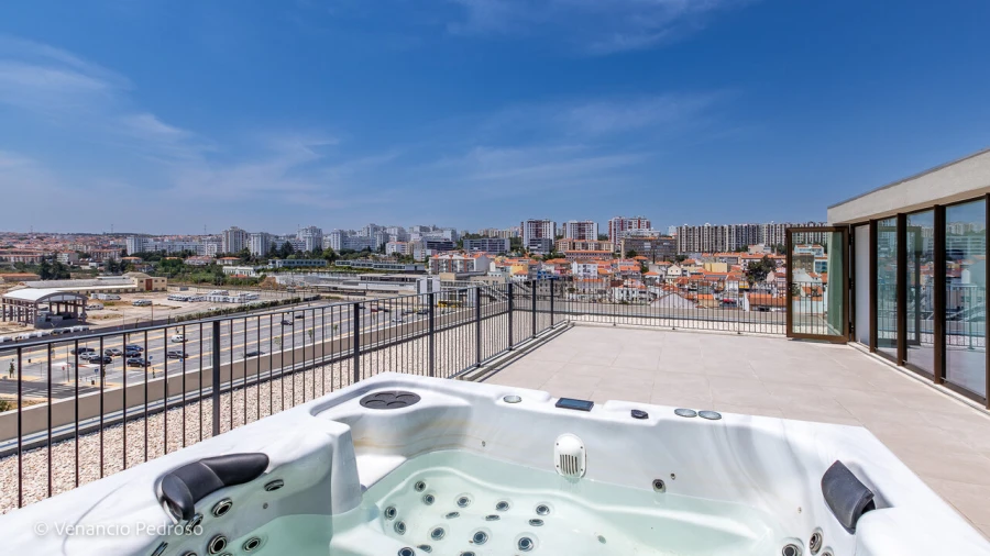 Apartamento T3 para Venda em Santa Iria de Azoia, São João da Talha e Bobadela Foto 33