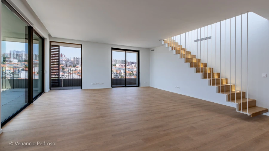 Apartamento T3 para Venda em Santa Iria de Azoia, São João da Talha e Bobadela Foto 12