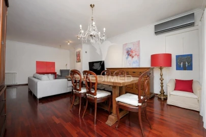 Apartamento T4 para Venda em São Vicente (Braga)