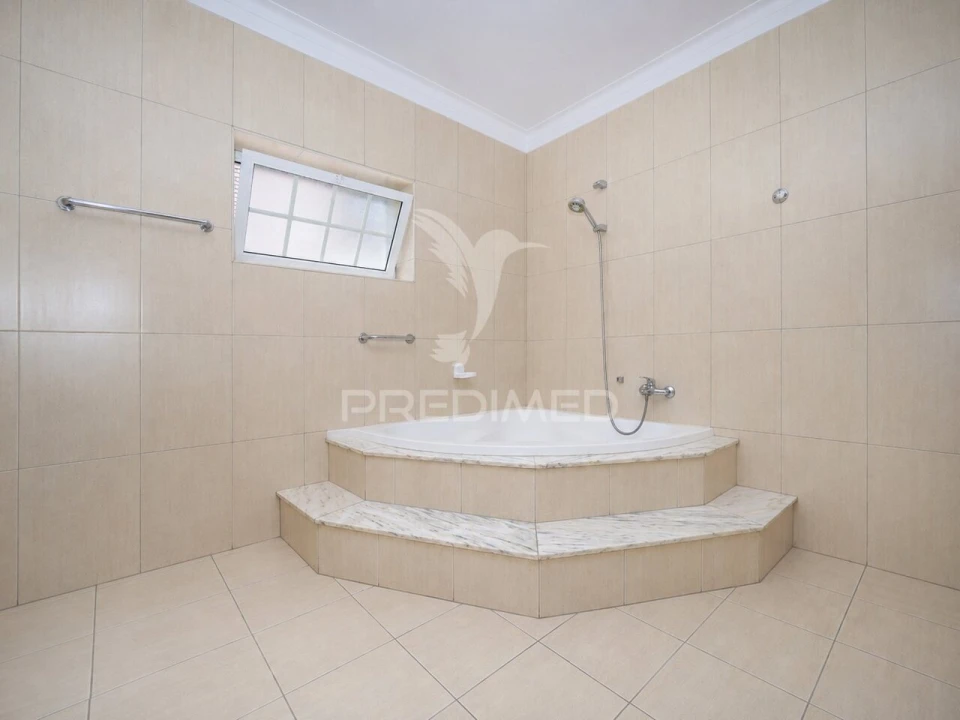 Moradia T3 para Venda em Moure Foto 15