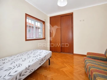 Moradia T3 para Venda em Moure