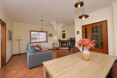 Moradia T3 para Venda em Moure