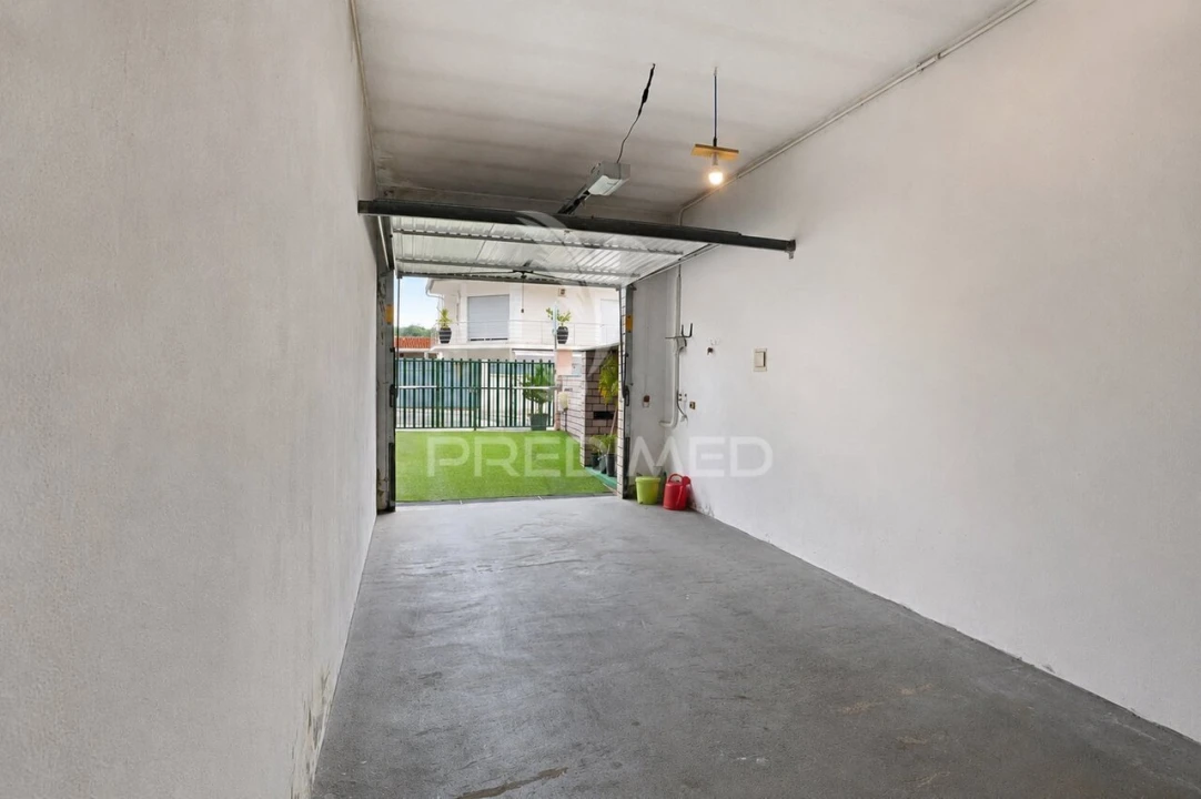 Moradia T3 para Venda em Moure Foto 38