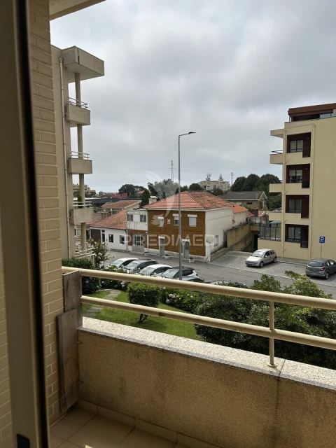 Apartamento T2 para Venda em Gulpilhares e Valadares